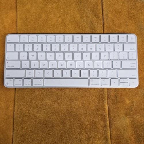 Apple magic keyboard a2450 - apple,